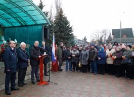  Игорь Додон передал спецавтомобиль KAMAZ городу Купчинь района Единцы