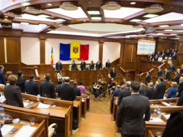 Președintele Nicolae Timofti a ținut un discurs la ședința inaugurală din sesiunea primăvară-vară a Parlamentului