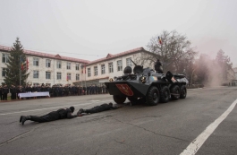 Глава государства принял участие в церемонии, посвященной 28-й годовщине создания Войск карабинеров