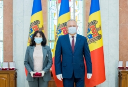 Președintele Republicii Moldova a înmânat distincții de stat unui grup de medici 