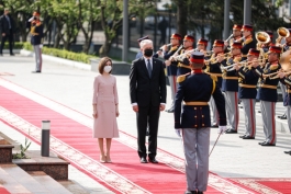 Президент Республики Молдова Майя Санду встретила в Кишинэу Президента Литовской Республики Гитанаса Науседа