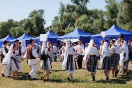 Глава государства приняла участие в фестивале Beleu Bio Fest в Слобозия Маре района Кахул