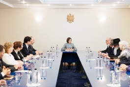  Глава государства обсудила с представителями этнических меньшинств аспекты референдума о вступлении Молдовы в ЕС