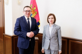Președinta Maia Sandu a discutat despre intensificarea cooperării în domeniul judiciar și luptei împotriva crimei organizate transfrontaliere cu Ladislav Hamran, președintele „Eurojust”