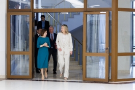Президент Майя Санду встретилась с министром обороны Нидерландов Кайсой Оллонгрен